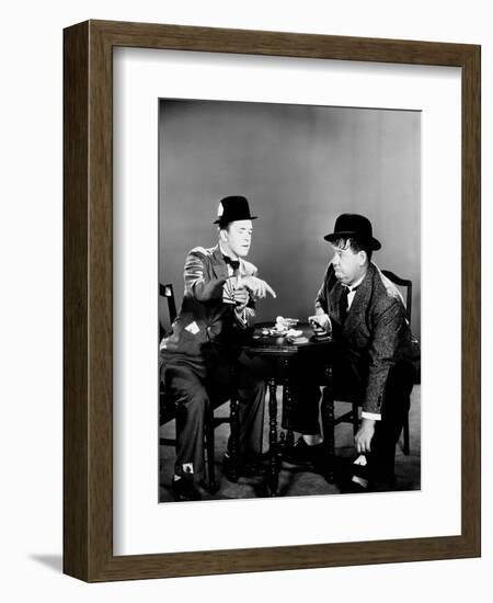 Oliver Hardy, Stan Laurel, 1931-null-Framed Photographic Print