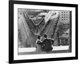 Oliver Hardy, Stan Laurel, Liberty, 1929-null-Framed Photographic Print