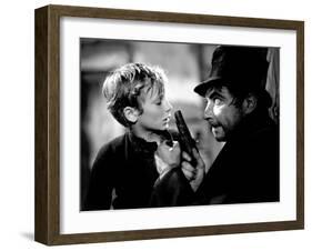 Oliver Twist, John Howard Davies, Robert Newton, 1948-null-Framed Photo