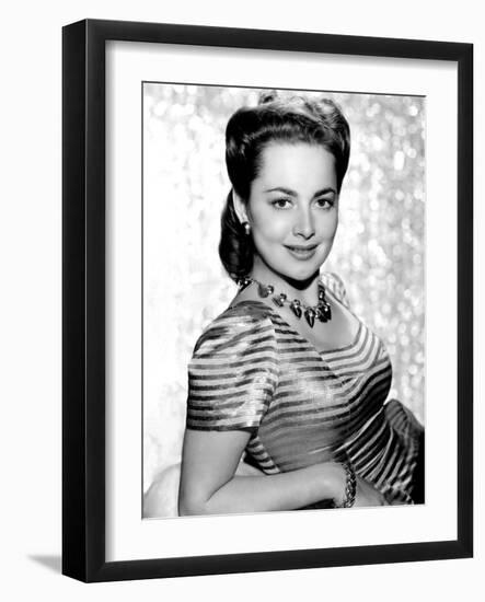 Olivia De Havilland, Warner Brothers, 1940-null-Framed Photo