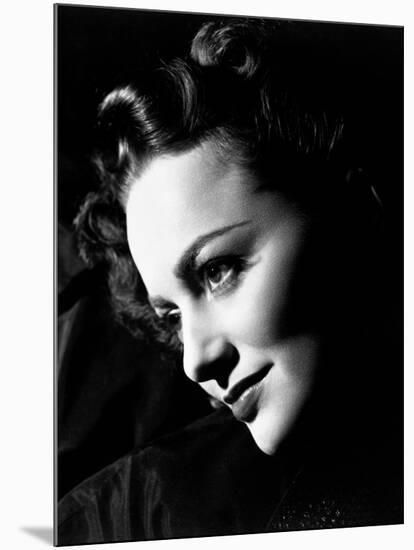 Olivia De Havilland-null-Mounted Photographic Print