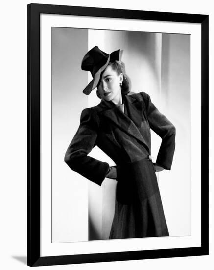 Olivia De Havilland-null-Framed Photographic Print