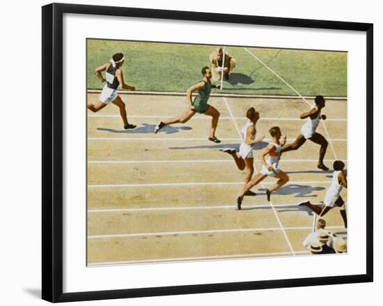 Olympics, 1932, Men 100M-null-Framed Photographic Print