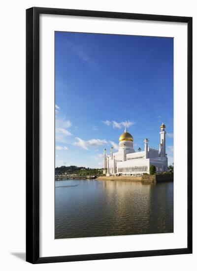 Omar Ali Saifuddien Mosque, Bandar Seri Begawan, Brunei, Borneo, Southeast Asia-Christian-Framed Photographic Print