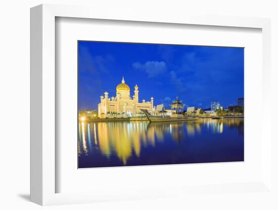 Omar Ali Saifuddien Mosque, Bandar Seri Begawan, Brunei, Borneo, Southeast Asia-Christian-Framed Photographic Print