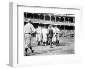 On-Field Dispute, Chicago Cubs vs. NY Giants, Baseball Photo - New York, NY-Lantern Press-Framed Art Print