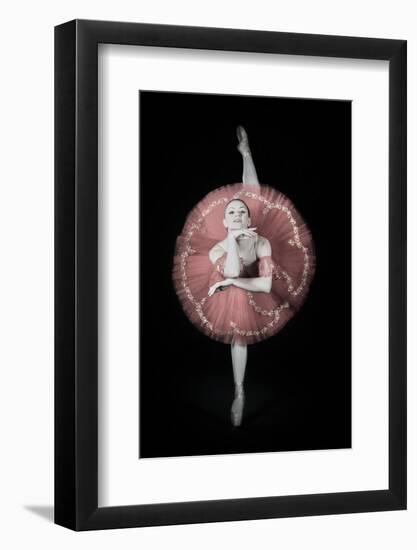 On Pointe-Darlene Hewson-Framed Photographic Print