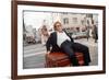 On s'fait la valise Docteur ? WHAT'S UP, DOC? by Peter Bogdanovich with Barbra Streisand and Ryan O-null-Framed Photo