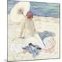 On the Beach. 1913-Frederick Karl Frieseke-Mounted Giclee Print