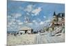 On the Beach at Trouville, 1870-Claude Monet-Mounted Giclee Print