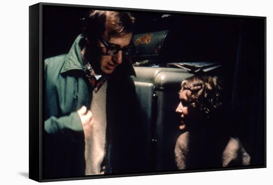 On the set, Woody Allen directs Mia Farrow. PURPLE ROSE OF CAIRO, 1985 directed by WOOD Y ALLEN (ph-null-Framed Stretched Canvas
