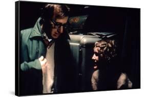 On the set, Woody Allen directs Mia Farrow. PURPLE ROSE OF CAIRO, 1985 directed by WOOD Y ALLEN (ph-null-Framed Stretched Canvas