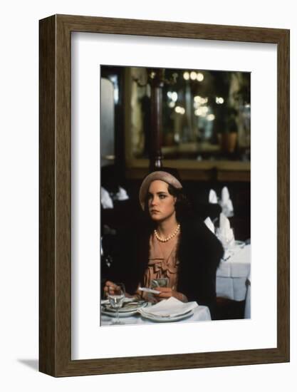 ONCE UPON A TIME IN AMERICA, 1984 directed by SERGIO LEONE Elizabeth McGovern (photo)-null-Framed Photo