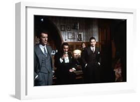 ONCE UPON A TIME IN AMERICA, 1984 directed by SERGIO LEONE James Woods, Robert by Niro (photo)-null-Framed Photo