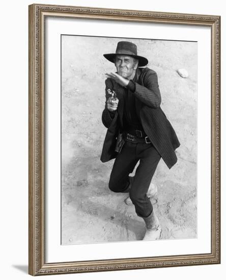 Once Upon a Time in the West, Henry Fonda, 1968-null-Framed Photo