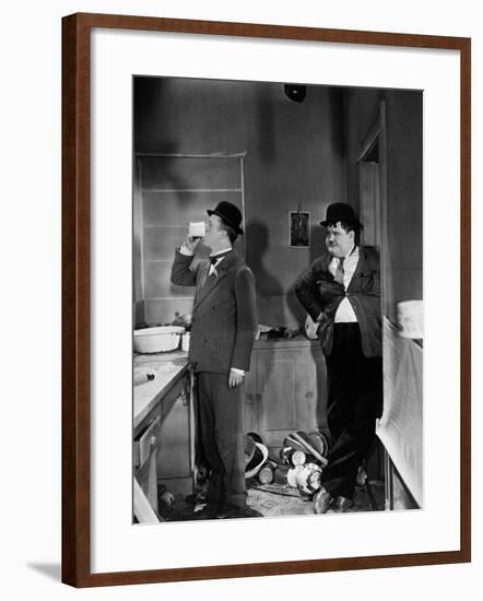 One Good Turn, 1931-null-Framed Photographic Print