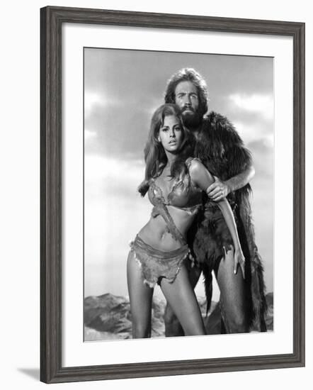 One Million Years BC Raquel Welch, John Richardson, 1966-null-Framed Photo