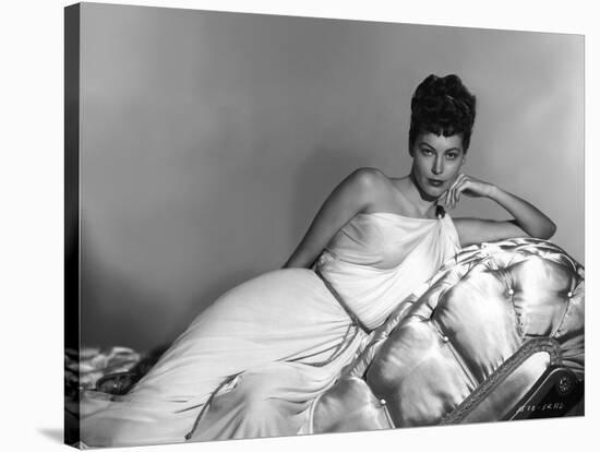 ONE TOUCH OF VENUS, 1948 directed by WILLIAM A. SEITER Ava Gardner (b/w photo)-null-Stretched Canvas