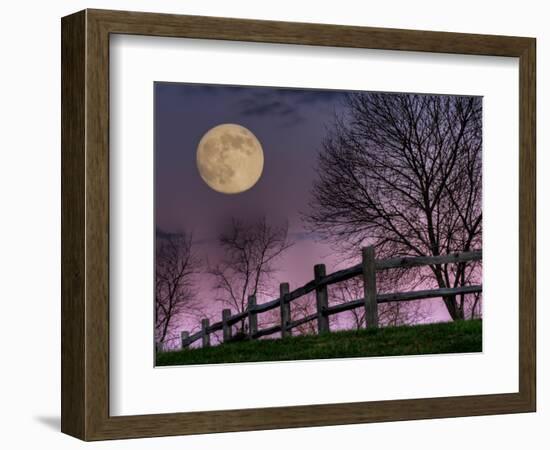 Ont-Jim Crotty-Framed Photographic Print