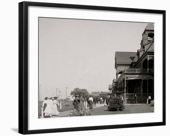 Ontario Beach Park, Rochester, N.Y.-null-Framed Photo