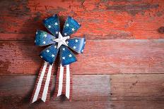 4Th July Patriotic Badge on Rustic Wood-oocoskun-Photographic Print