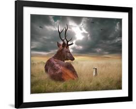 Oonder-Lynne Davies-Framed Photographic Print