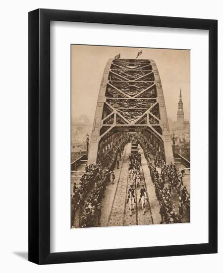 Opening of the new Tyne Bridge by King George V, Newcastle-upon-Tyne, 10 October 1928 (1935)-Unknown-Framed Photographic Print