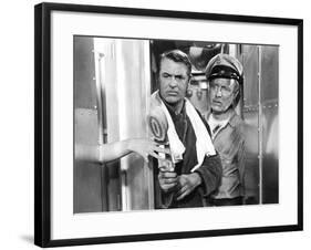 Operation Petticoat, Cary Grant, Arthur O'Connell, 1959-null-Framed Photo