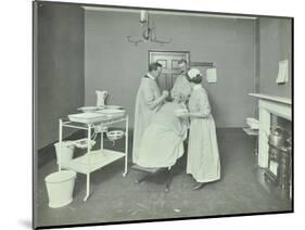 Operation Room, Woolwich School Treatment Centre, London, 1914-null-Mounted Photographic Print