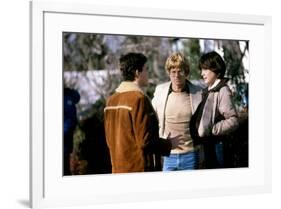 ORDINARY PEOPLE, 1980 directed by ROBERT REDFORD On the set, Robert Redford with Timothy Hutton and-null-Framed Photo