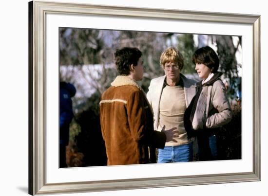 ORDINARY PEOPLE, 1980 directed by ROBERT REDFORD On the set, Robert Redford with Timothy Hutton and-null-Framed Photo