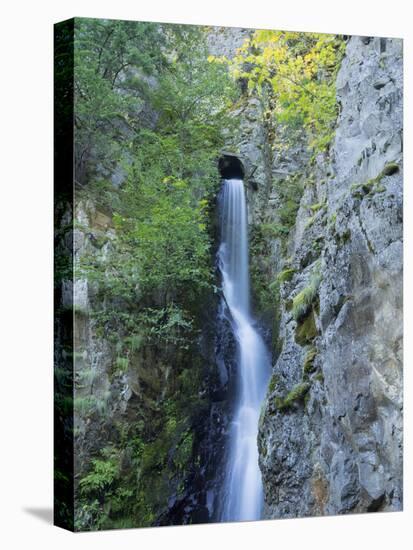 Oregon, Columbia River Gorge National Scenic Area, Hole in the Wall Falls-Jamie & Judy Wild-Stretched Canvas