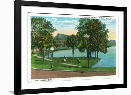 Orlando, Florida - Lake Lucerne Circle Scene-Lantern Press-Framed Art Print