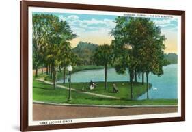 Orlando, Florida - Lake Lucerne Circle Scene-Lantern Press-Framed Art Print