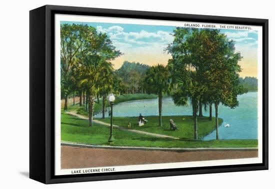 Orlando, Florida - Lake Lucerne Circle Scene-Lantern Press-Framed Stretched Canvas