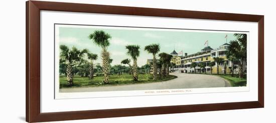Ormond, Florida - Hotel Ormond Exterior View-Lantern Press-Framed Premium Giclee Print