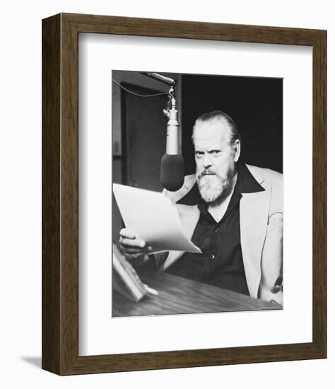 Orson Welles-null-Framed Photo