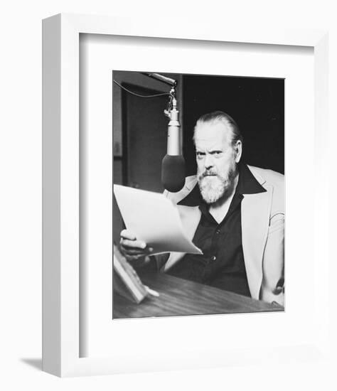 Orson Welles-null-Framed Photo