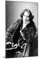 Oscar Wilde in His Favourite Coat, 1882-Napoleon Sarony-Mounted Giclee Print