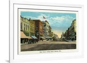 Oshkosh, Wisconsin - Main Street North Scene-Lantern Press-Framed Premium Giclee Print