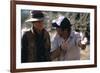 OUT OF AFRICA, 1985 directed by SYDNEY POLLACK On the set, Sydney Pollack directs Rober Redford (ph-null-Framed Photo