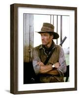 OUT OF AFRICA, 1985 directed by SYDNEY POLLACK Robert Redford (photo)-null-Framed Photo