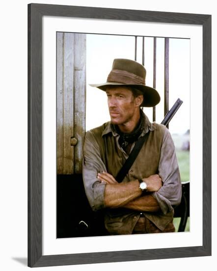 OUT OF AFRICA, 1985 directed by SYDNEY POLLACK Robert Redford (photo)-null-Framed Photo