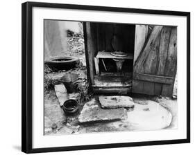 Outdoor Toilet, 1935-Carl Mydans-Framed Photographic Print