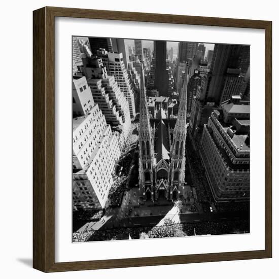 Outside St. Patricks Cathedral During Pope Paul VI's Visit-Michael Rougier-Framed Premium Photographic Print