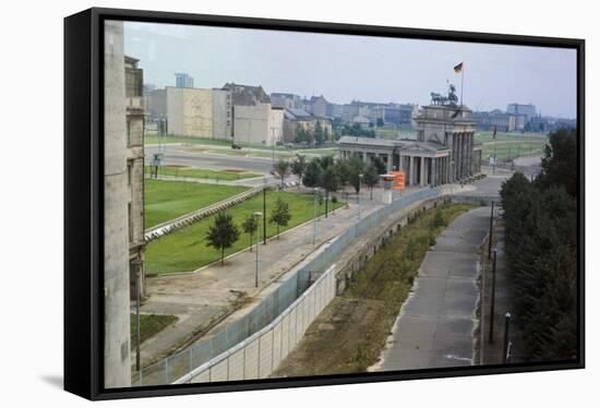 Overhead View of the Berlin Wall-null-Framed Stretched Canvas