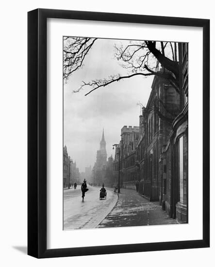 Oxford Street Scene, England-Alfred Eisenstaedt-Framed Photographic Print