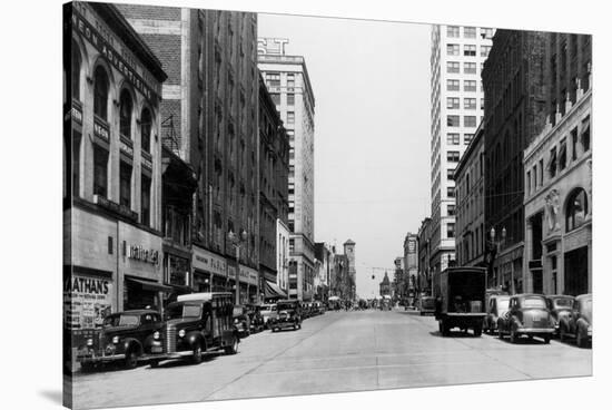 Pacific Avenue in Tacoma, WA Photograph - Tacoma, WA-Lantern Press-Stretched Canvas