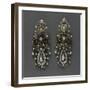 Paire de boucles d'oreilles-null-Framed Giclee Print