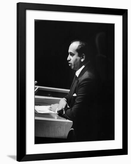 Pakistani Delegate Zulfikar Ali Khan Bhutto Speaking at the Un General Assembly-null-Framed Photographic Print